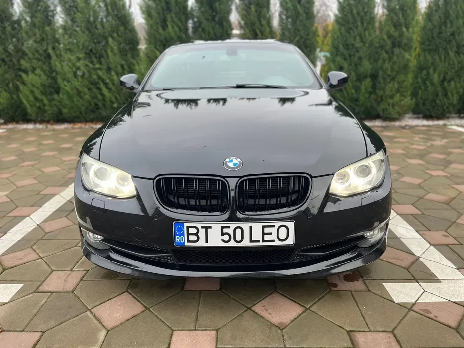 Bmw 320d e93 Cabrio / manuala / interior rosu